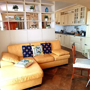 https://casa-luca.sicilyhotelsitaly.net